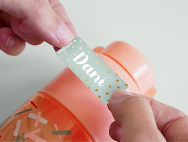 Etiquetas personalizadas pequeñas con impresión dorado