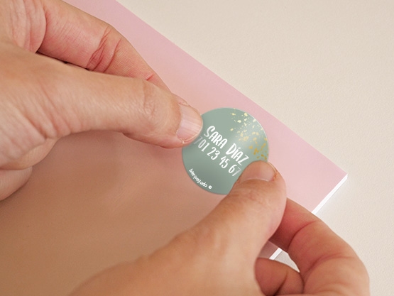 Etiquetas redondas personalizadas con impresión dorado