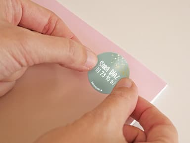 Etiquetas redondas personalizadas con impresión dorado