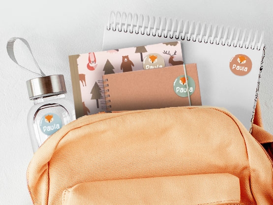 Etiquetas personalizadas redondas con tema